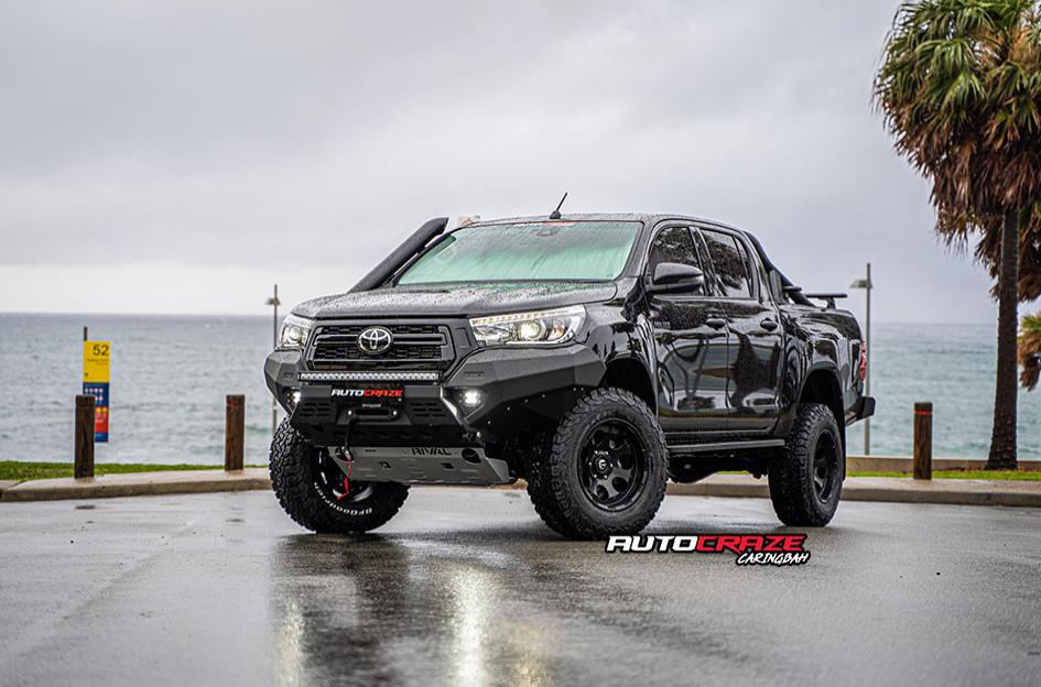 TOYOTA HILUX N80 4WD ENDURO MATTE BLACK